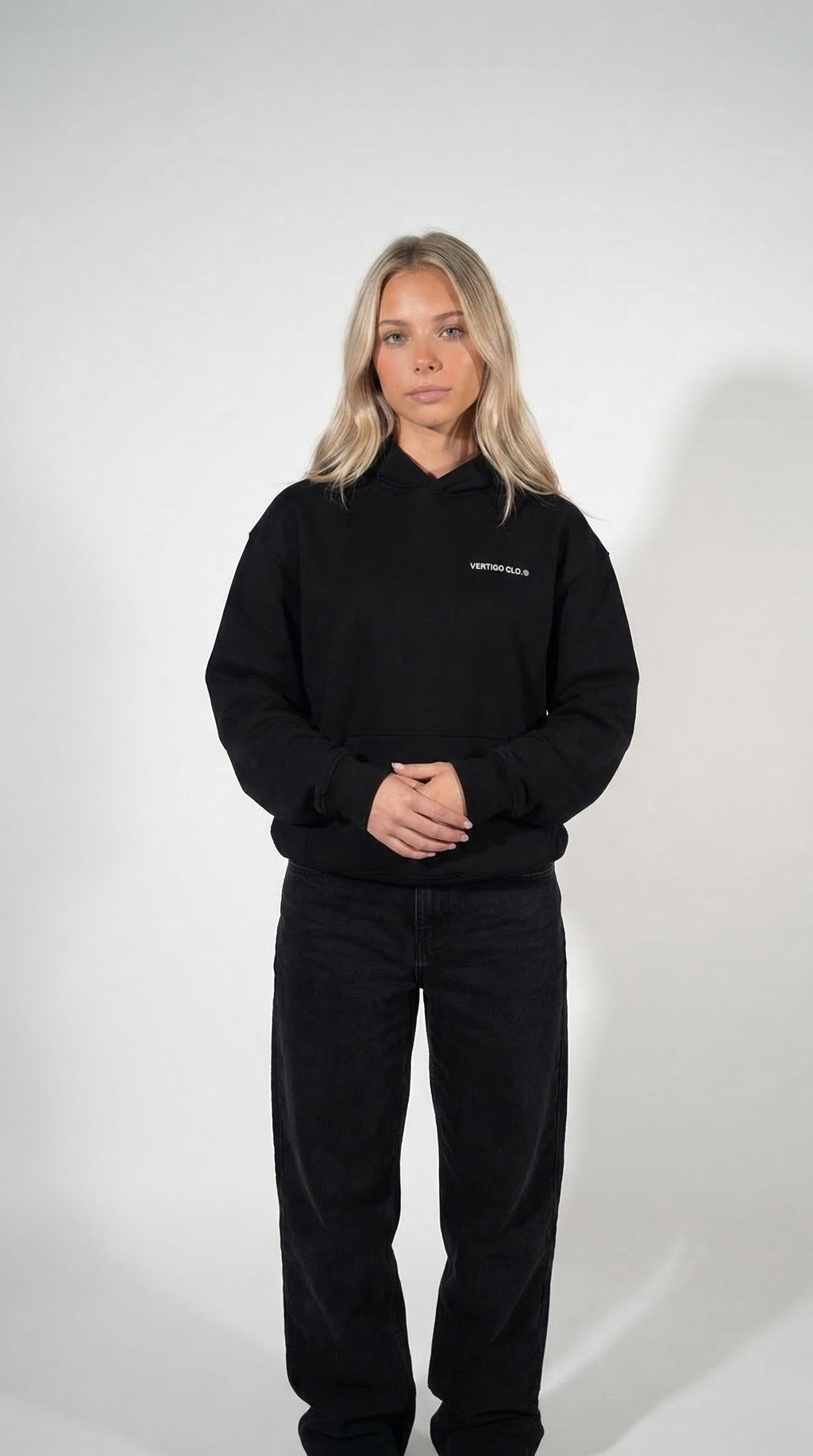 SIGNATURE HOODIE